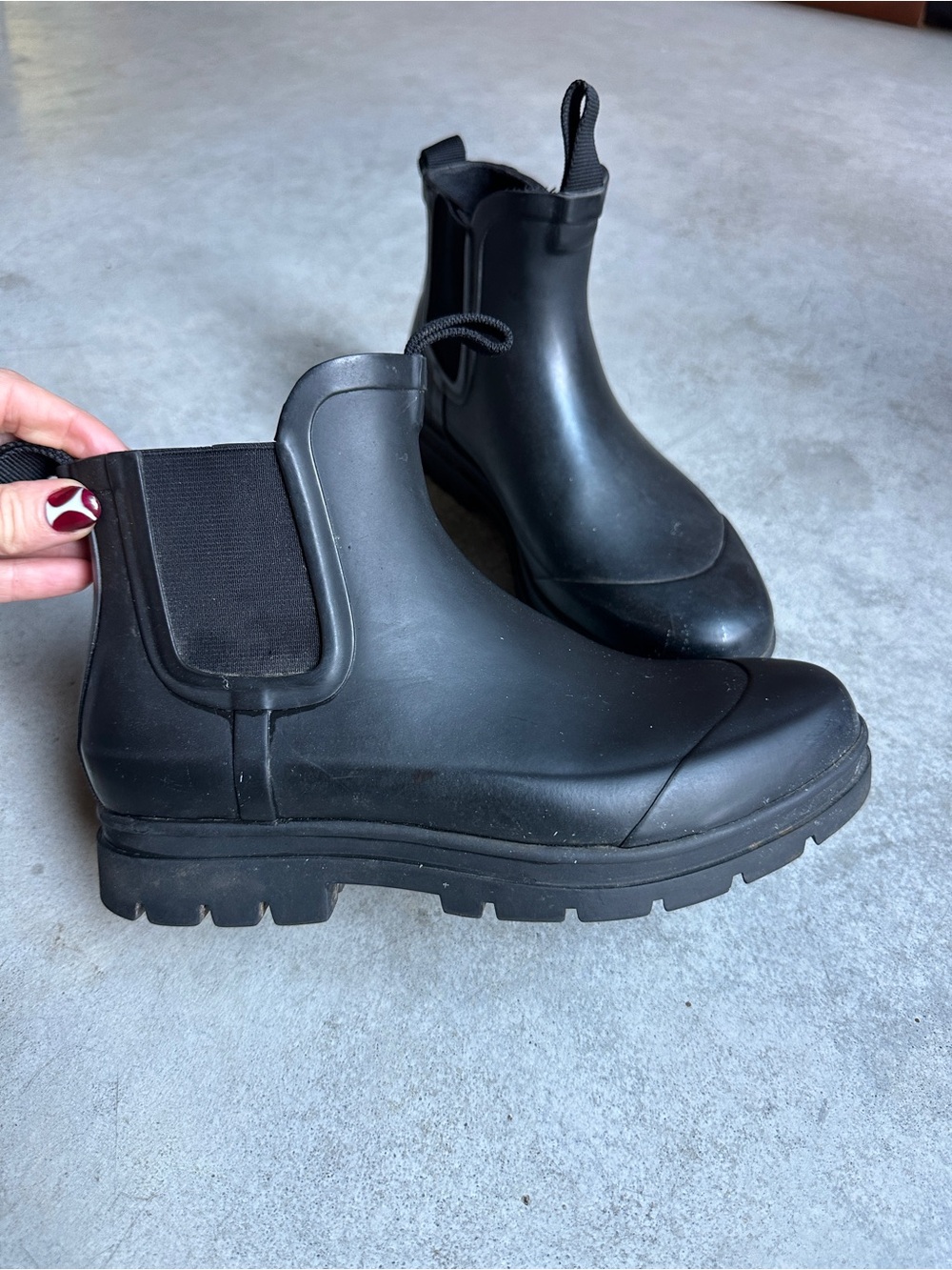 Everlane Black Chelsea Rain Booties